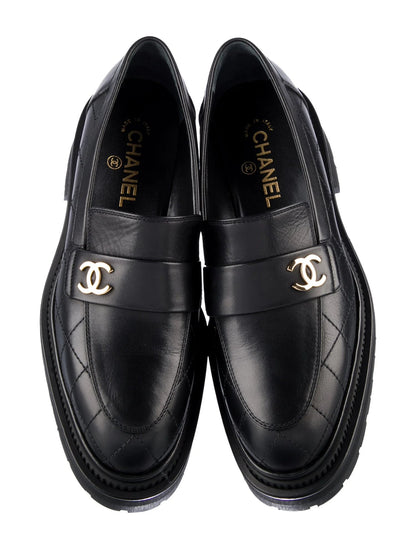 Chanel Mocassini in Pelle di Vitello Nera – Collezione Pre - Fall 2023 - Etoilux