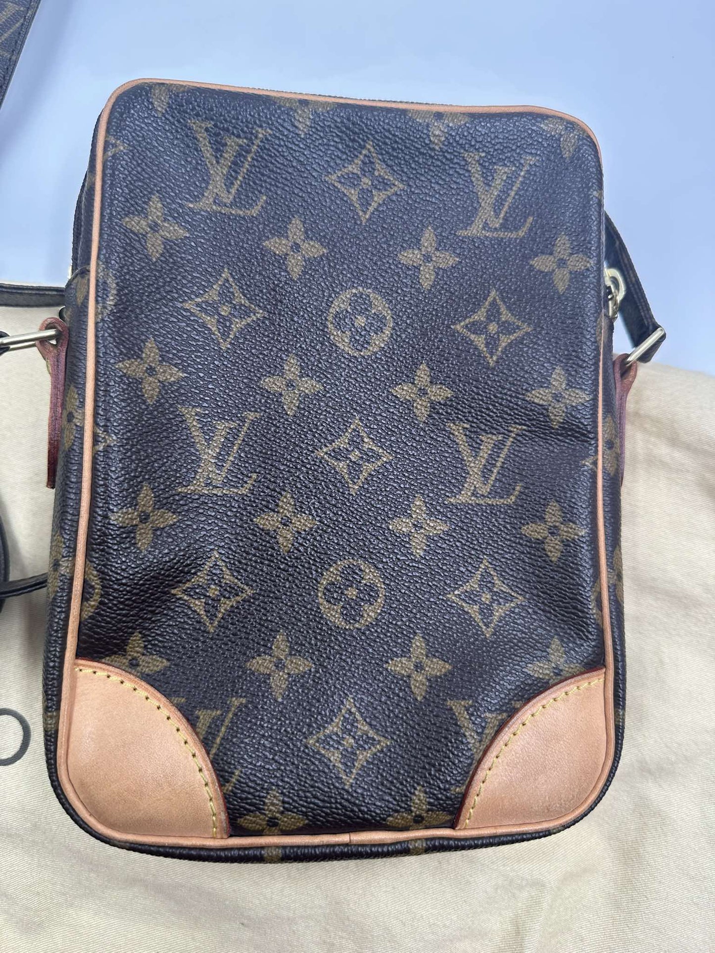 Louis Vuitton Danube PM Monogram Canvas 2006 - Etoilux