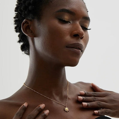 BEHI SUN NECKLACE - Etoilux