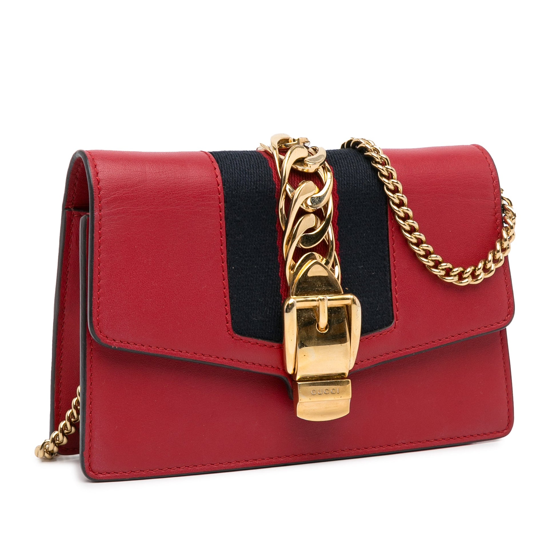 Gucci Super Mini Sylvie a Catena – Pelle Rossa con Dettagli Oro - Etoilux