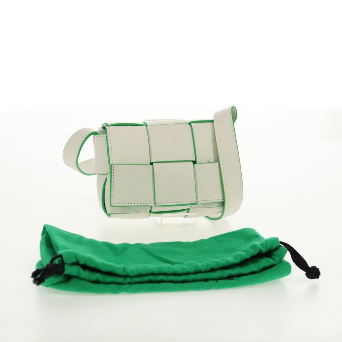Bottega Veneta Cassette Mini Maxi Intrecciato Bianco/Verde – 12 cm - Etoilux