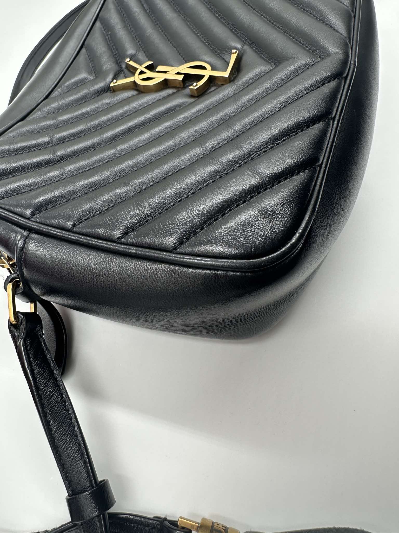 Saint Laurent Lou Camera Bag Pelle Nera Matelassé – Medium - Etoilux