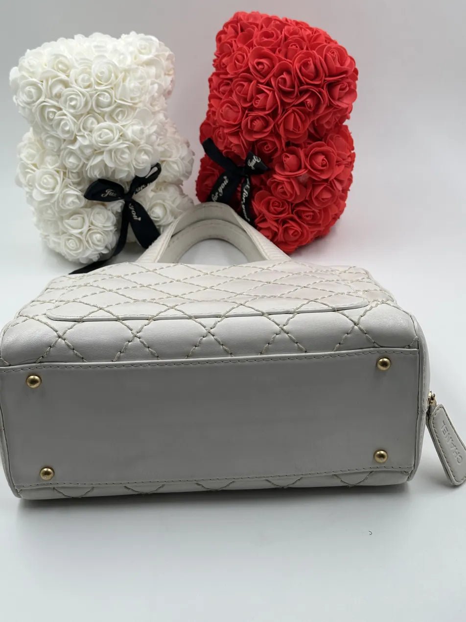 Chanel Wild Stitch Tote Pelle Agnello Off - White — Serie 6 - Etoilux
