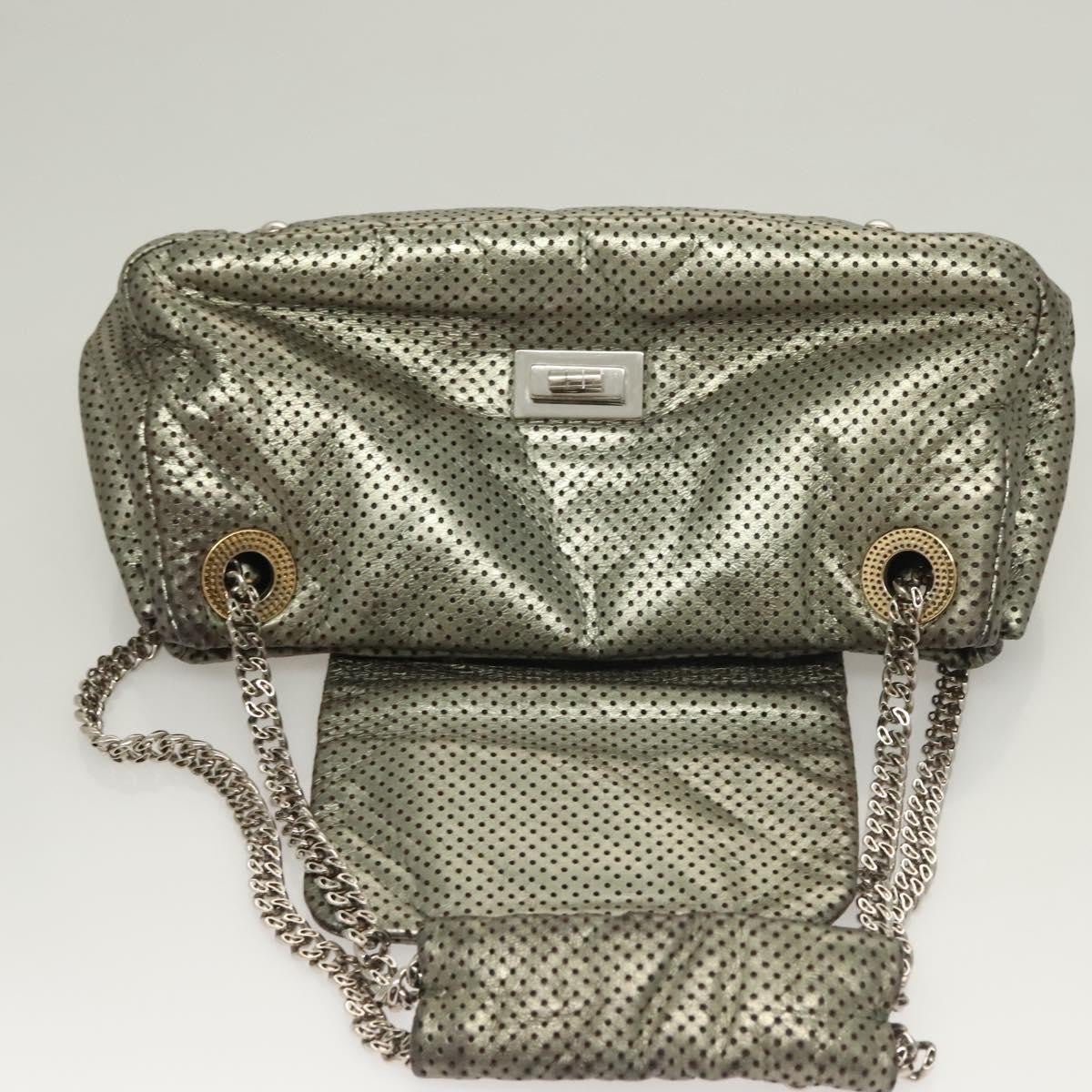 Chanel Drill Flap Bag in Pelle Traforata Metallizzata – Argento - Etoilux