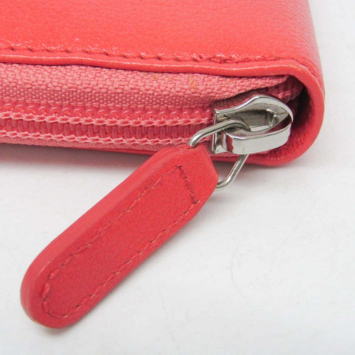 Chanel Camellia Zip Around Organizer – Pelle Rosa Corallo · 20,5 cm - Etoilux