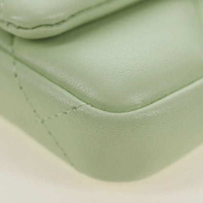 Chanel 19 Portamonete con Patta e Catena Pelle Agnello Verde Menta 2021 – 10 cm - Etoilux