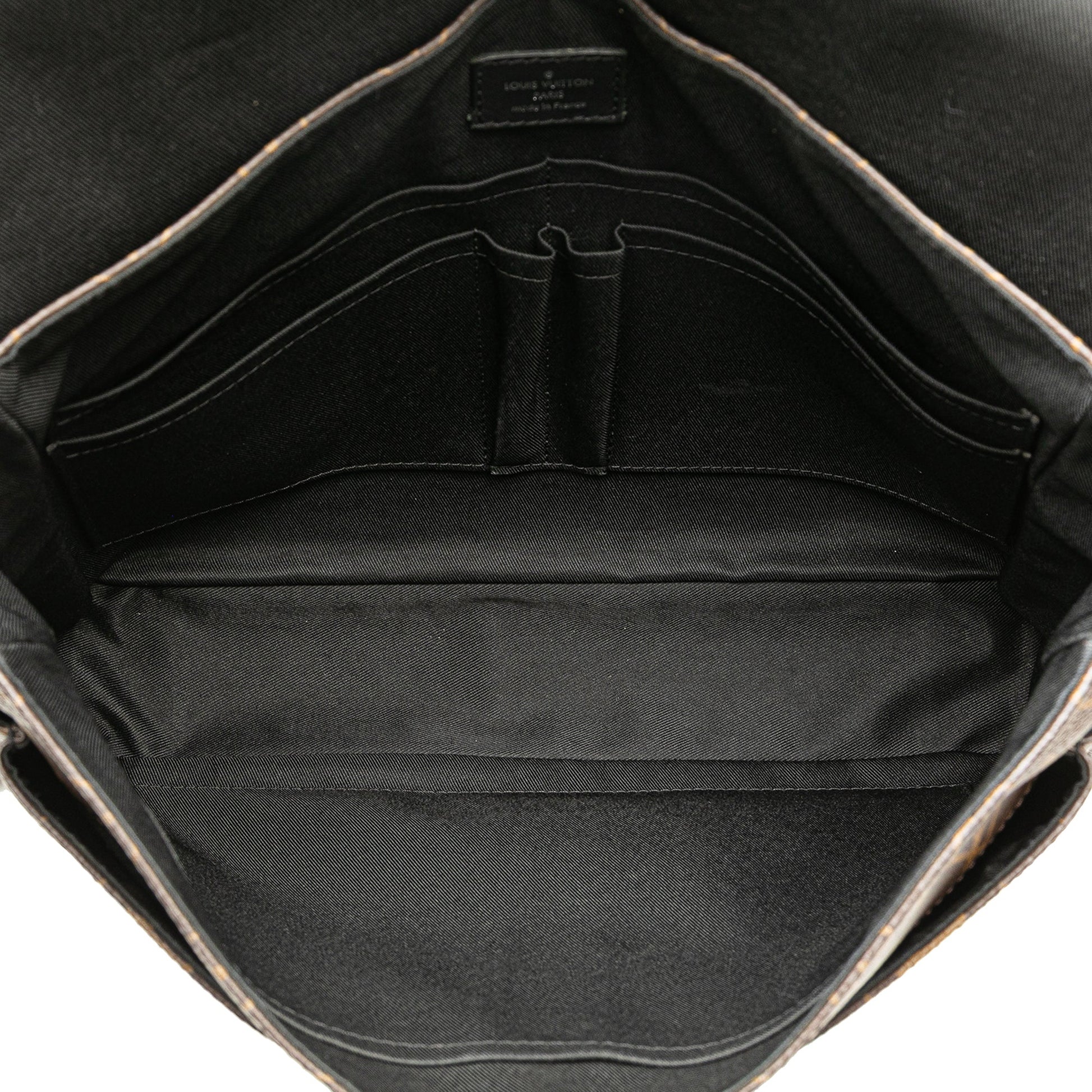 Louis Vuitton Christopher Messenger MM Monogram Macassar – 32 cm - Etoilux
