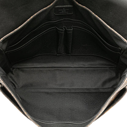 Louis Vuitton Christopher Messenger MM Monogram Macassar – 32 cm - Etoilux