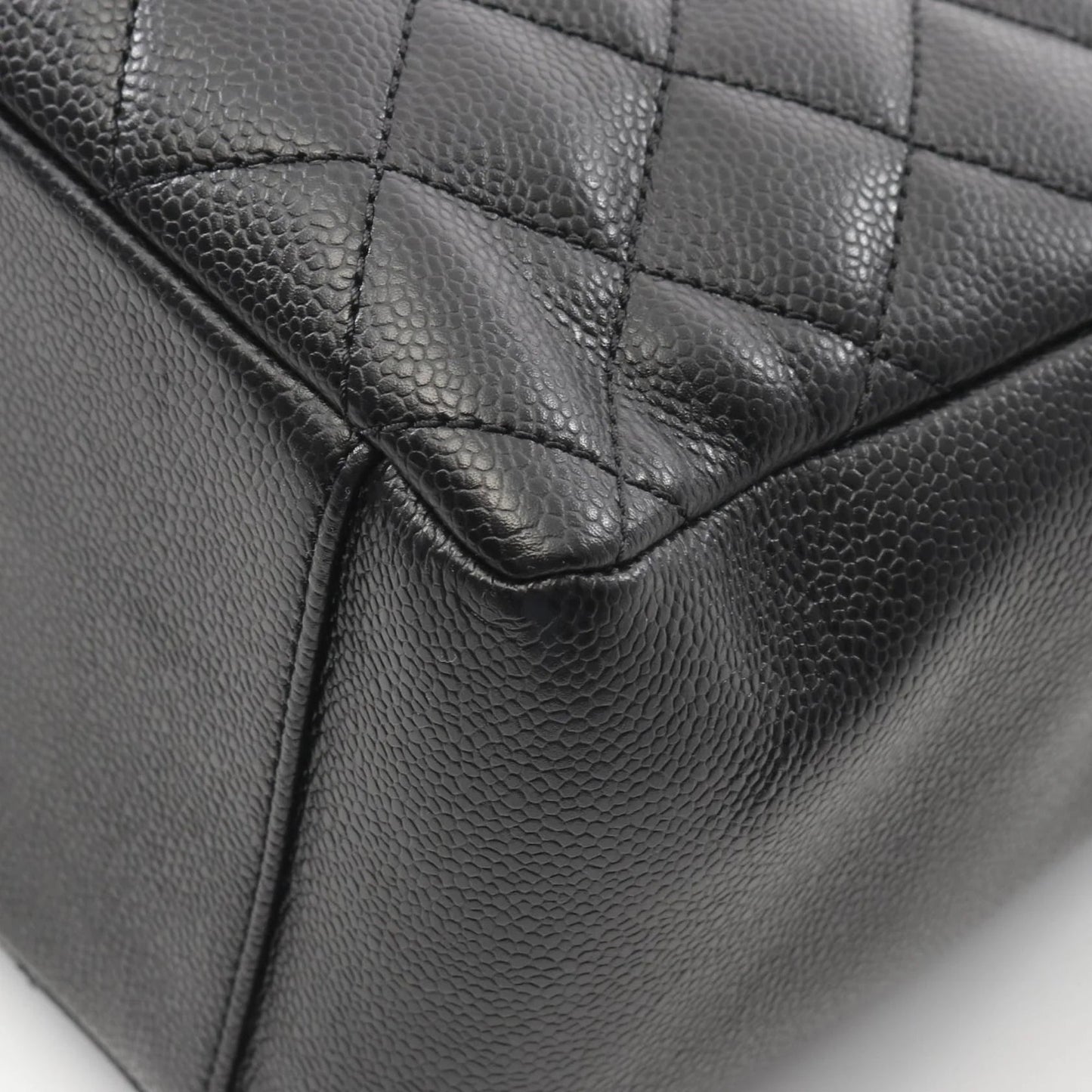 Chanel Grand Shopping Tote (GST) – Pelle Caviar Nera e Hardware Argento - Etoilux