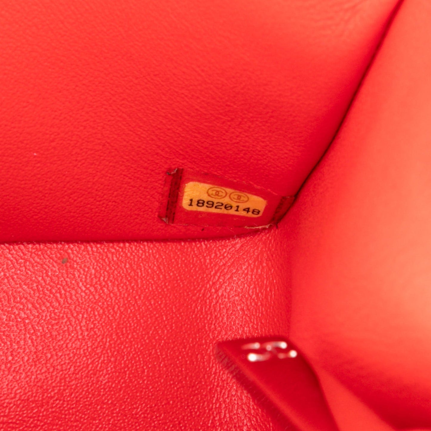 Chanel Classic Flap - Etoilux