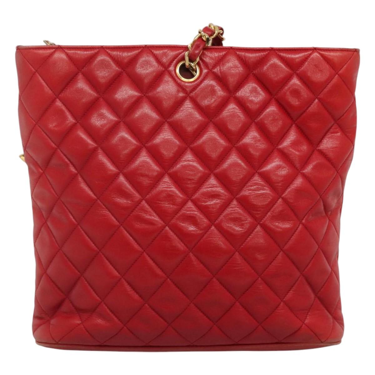 Chanel Vintage Tote Matelassé Agnello Rosso CC Charm Gold – Inizio Anni '80 yd36p7fozl - Etoilux