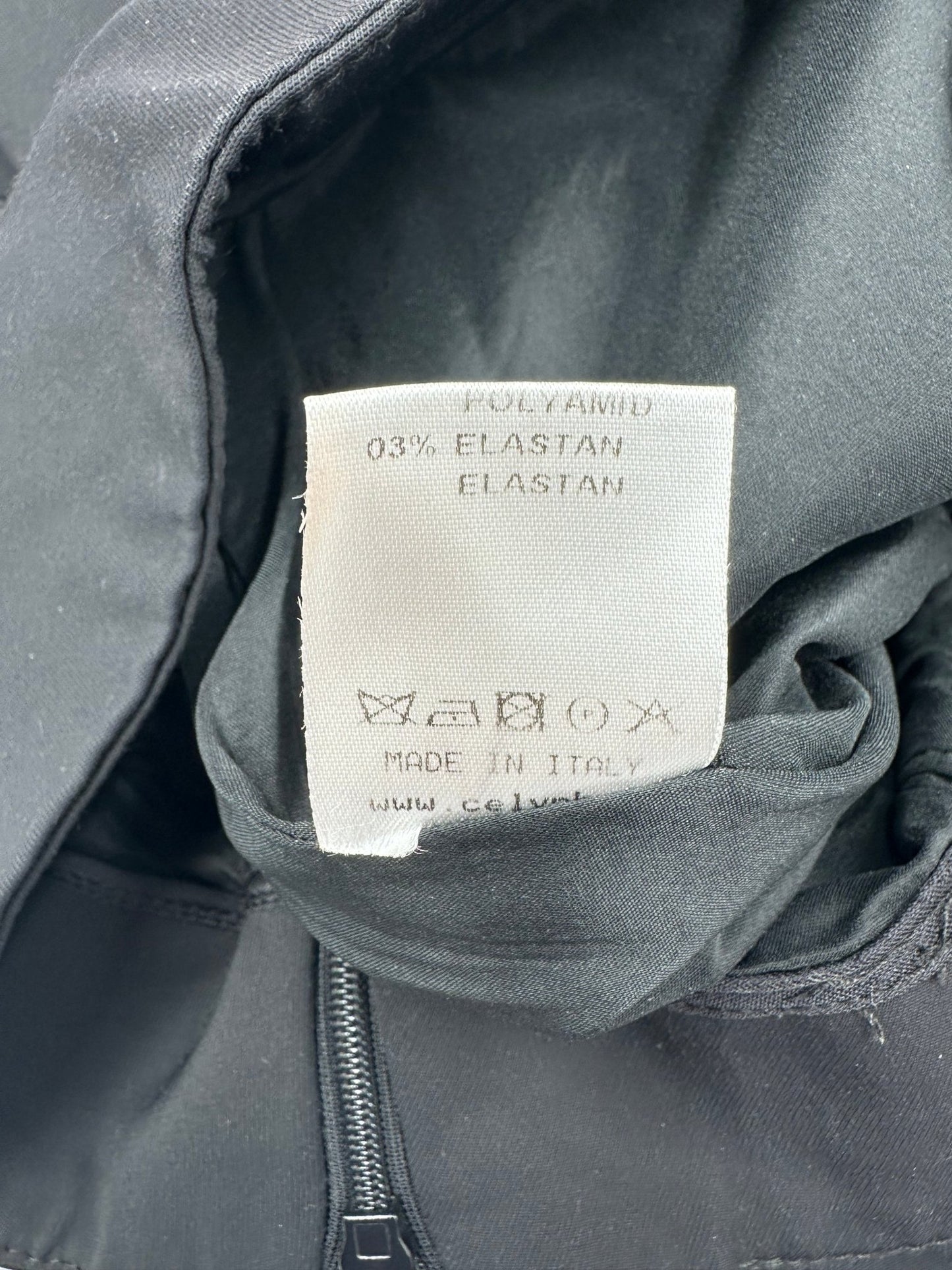 Elisabetta Franchi Gonna Midi Asimmetrica Nera con Zip Oro – Size 40 - Etoilux