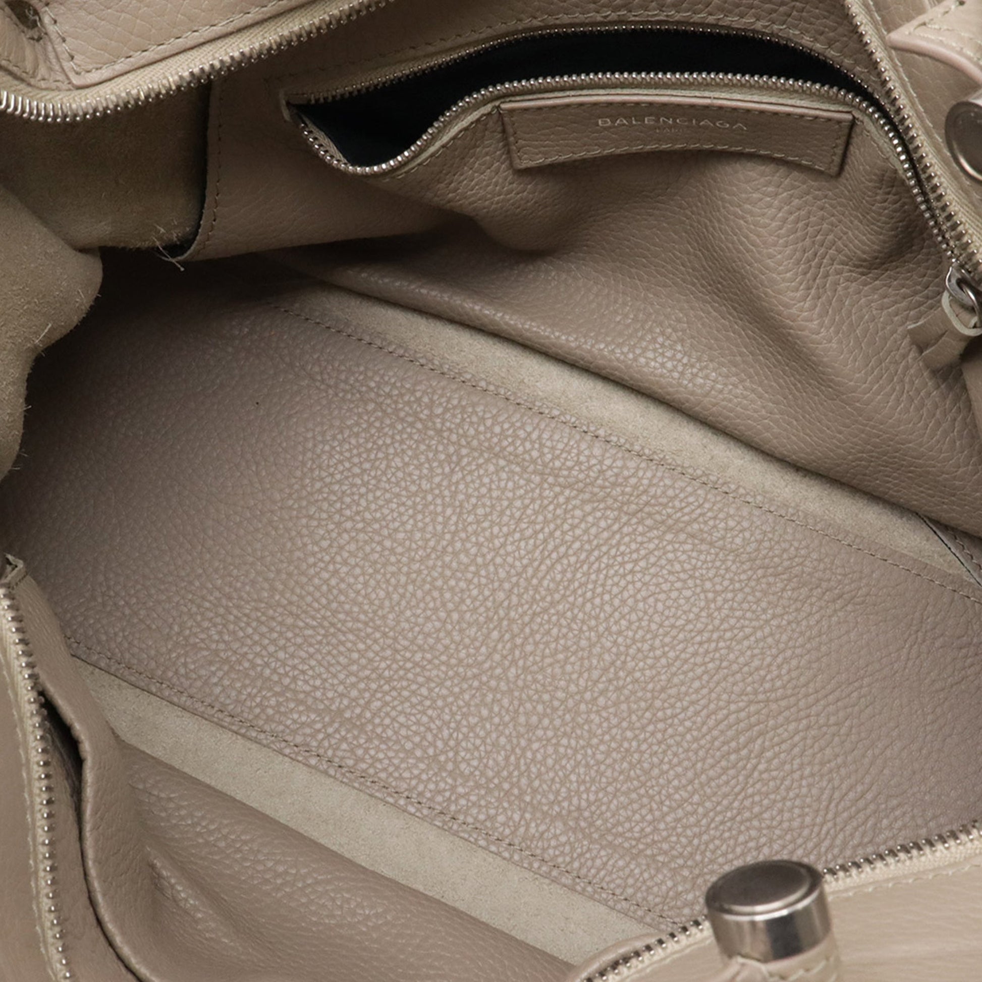Balenciaga Blackout City Pelle di Vitello Taupe 2016 – 38,6 cm - Etoilux