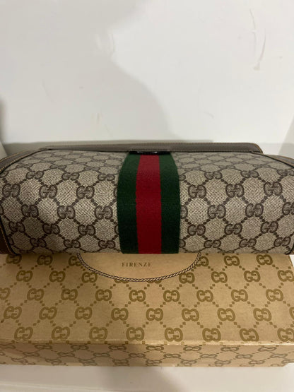 Gucci Vintage Clutch GG Supreme – Web Stripe - Etoilux