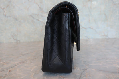 Chanel Classic Double Flap Medium Agnello Nero Hardware Oro – 25 cm - Etoilux