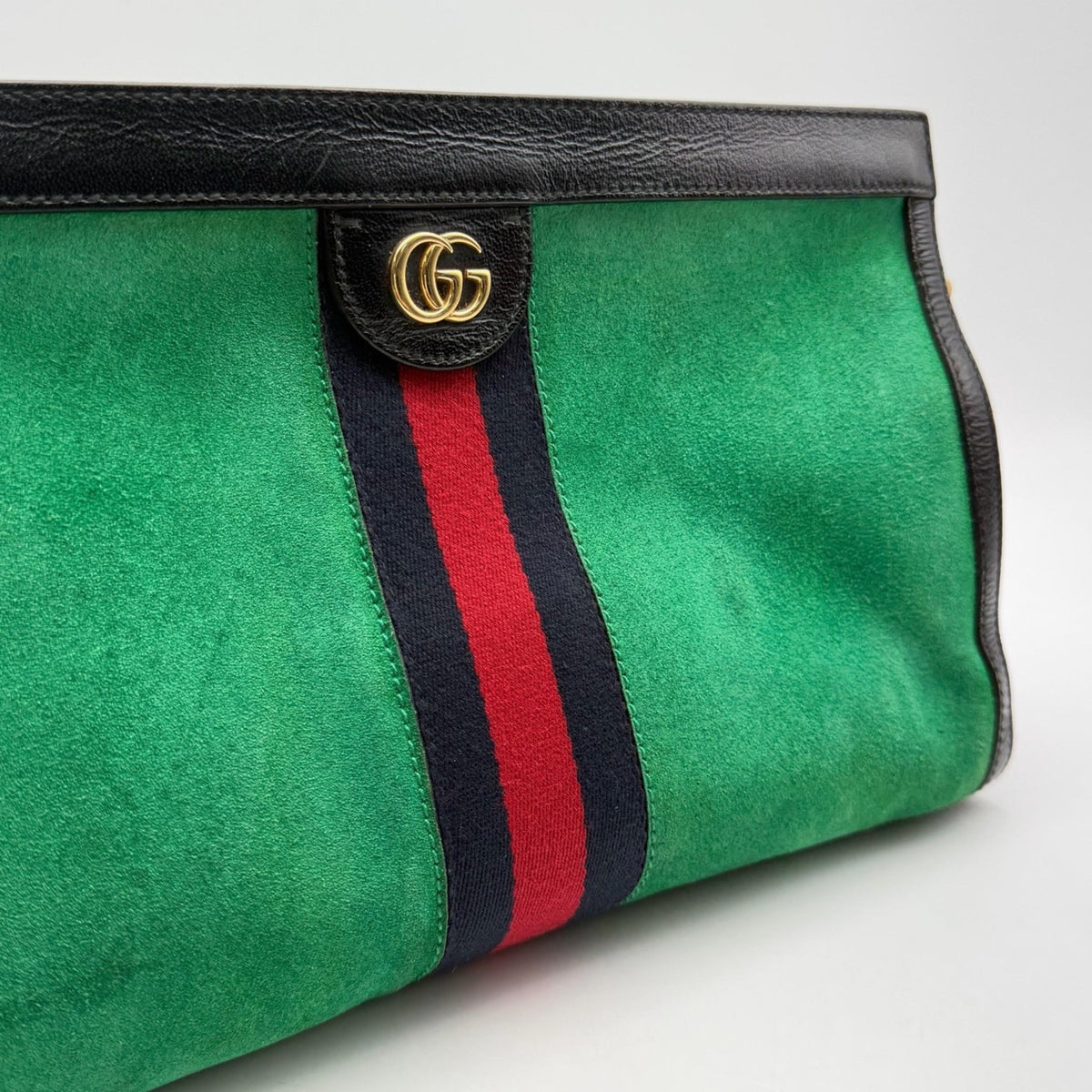 Gucci Borsa a spalla in suede verde - Etoilux