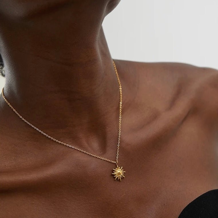 BEHI SUN NECKLACE - Etoilux