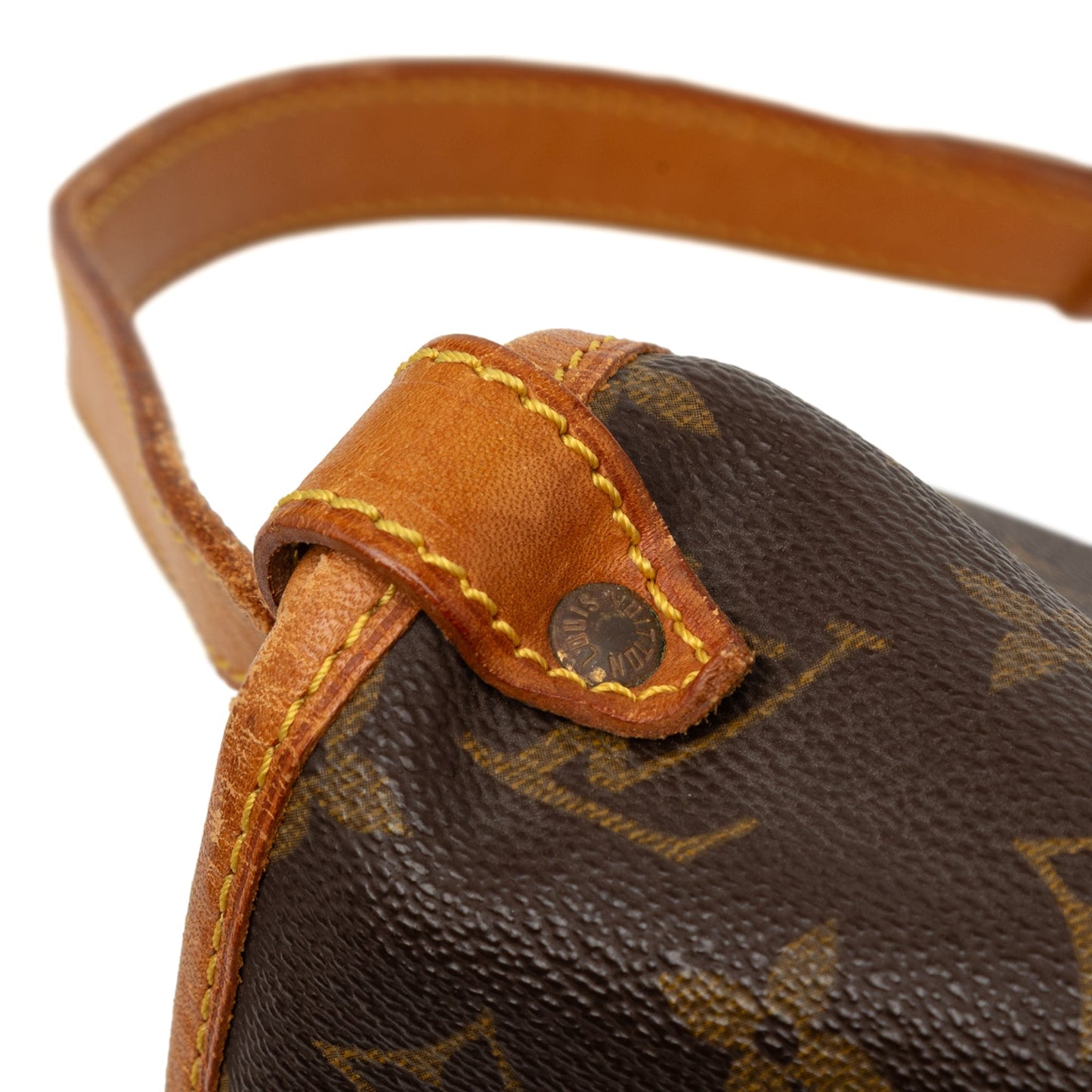 Louis Vuitton Saumur 25 Monogram Canvas 1993 – Crossbody Vintage - Etoilux