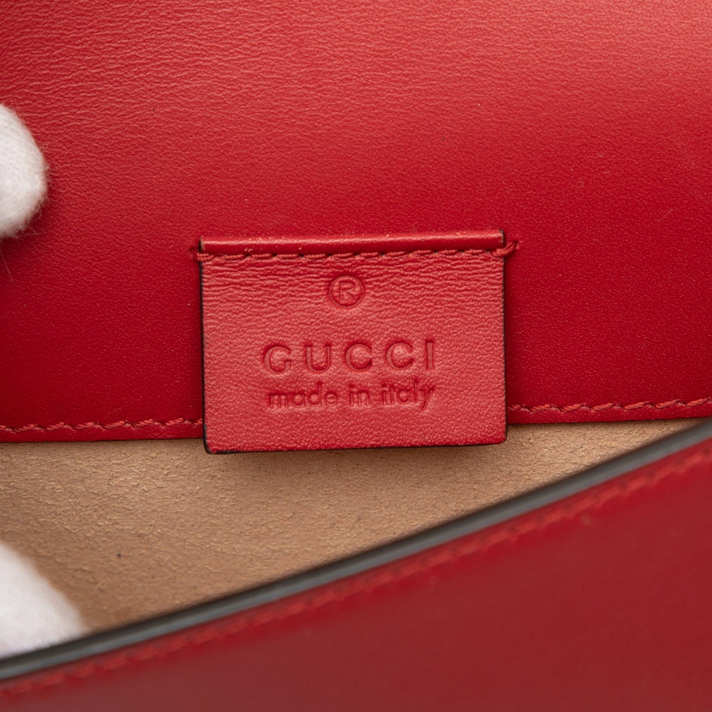 Gucci Sylvie Mini Pelle di Vitello Rossa con Web Stripe e Catena Oro — 16 cm - Etoilux