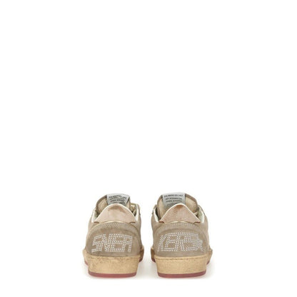 Golden Goose – Ball Star Sneaker in Camoscio Beige con Stella Avorio e Dettagli Retro – Donna – FW25 - Etoilux