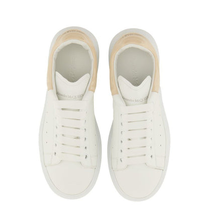 Alexander McQueen SCARPA DA SNEAKER IN PELLE - Etoilux