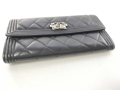 Chanel Boy Flap Pelle di Agnello Trapuntata Nera – 19,5 cm - Etoilux