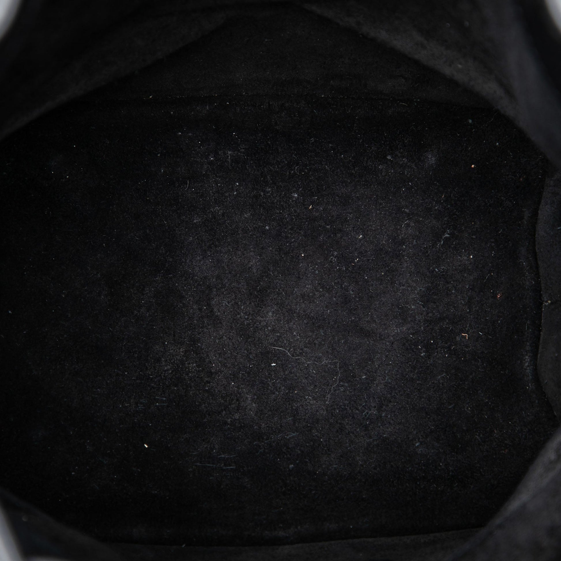 Saint Laurent Emmanuelle Bucket Bag Pelle Borchiata Nera – Small - Etoilux