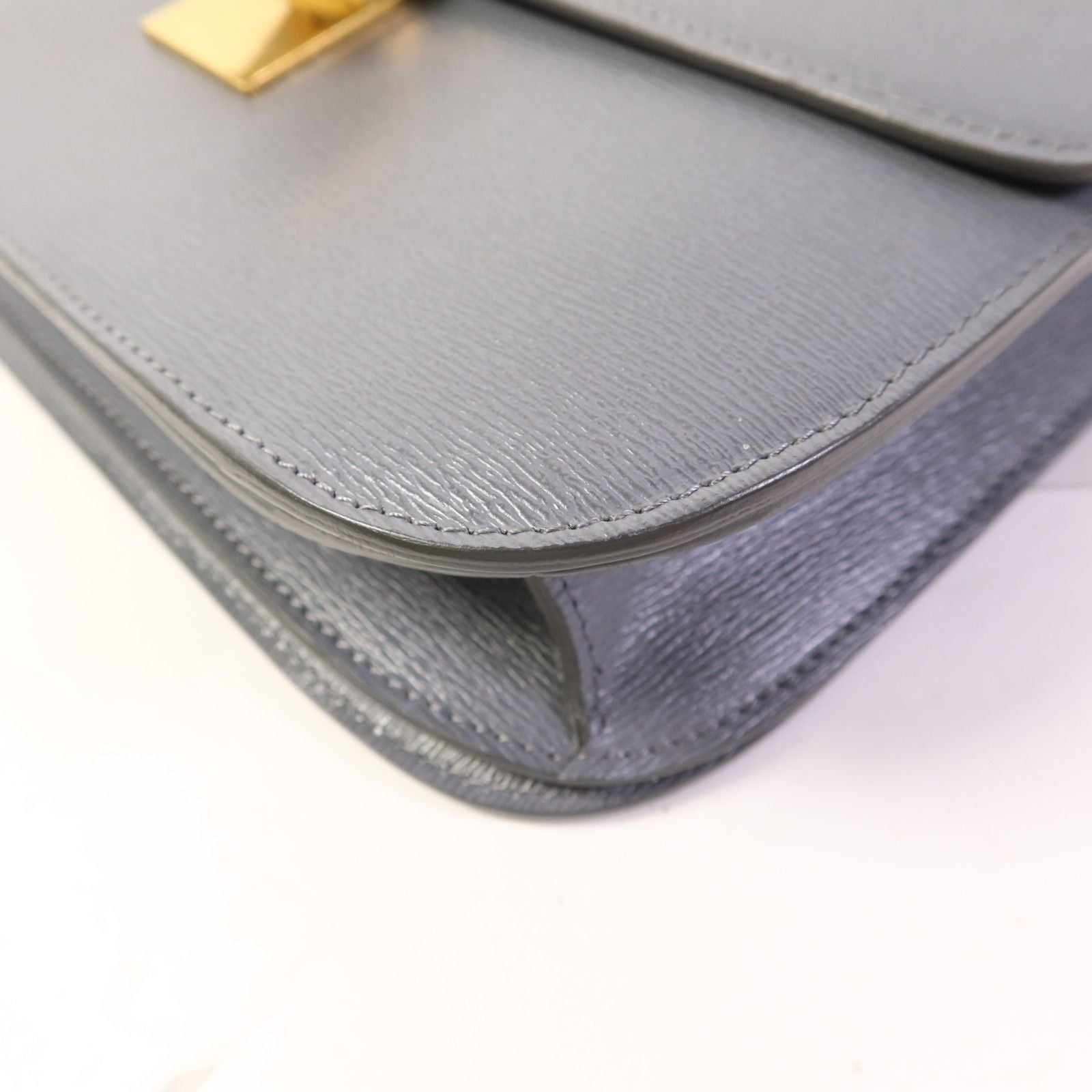 Céline Classic Box Medium Liséré Grigio Ardesia Hardware Dorato – 23 cm - Etoilux