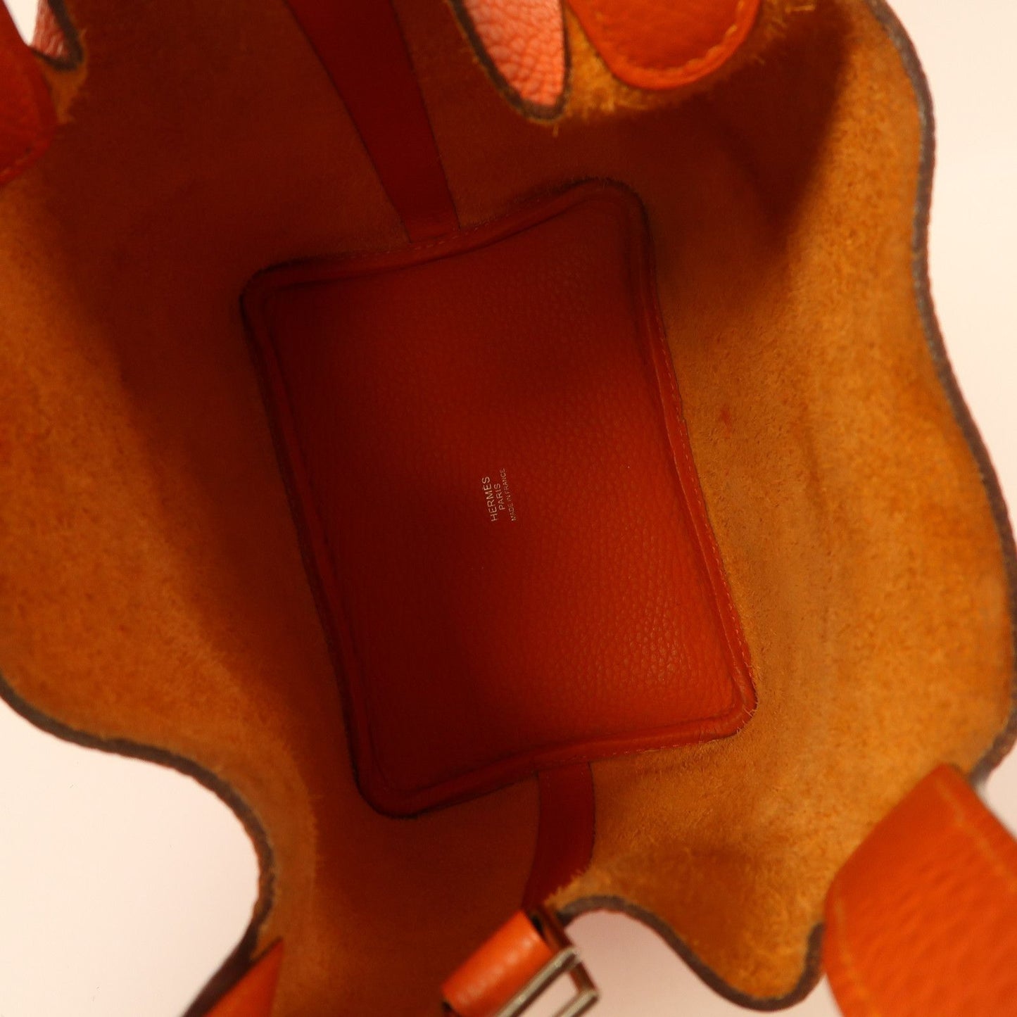 Hermès Picotin Lock 18 PM in Taurillon Clémence Feu – Palladio - Etoilux