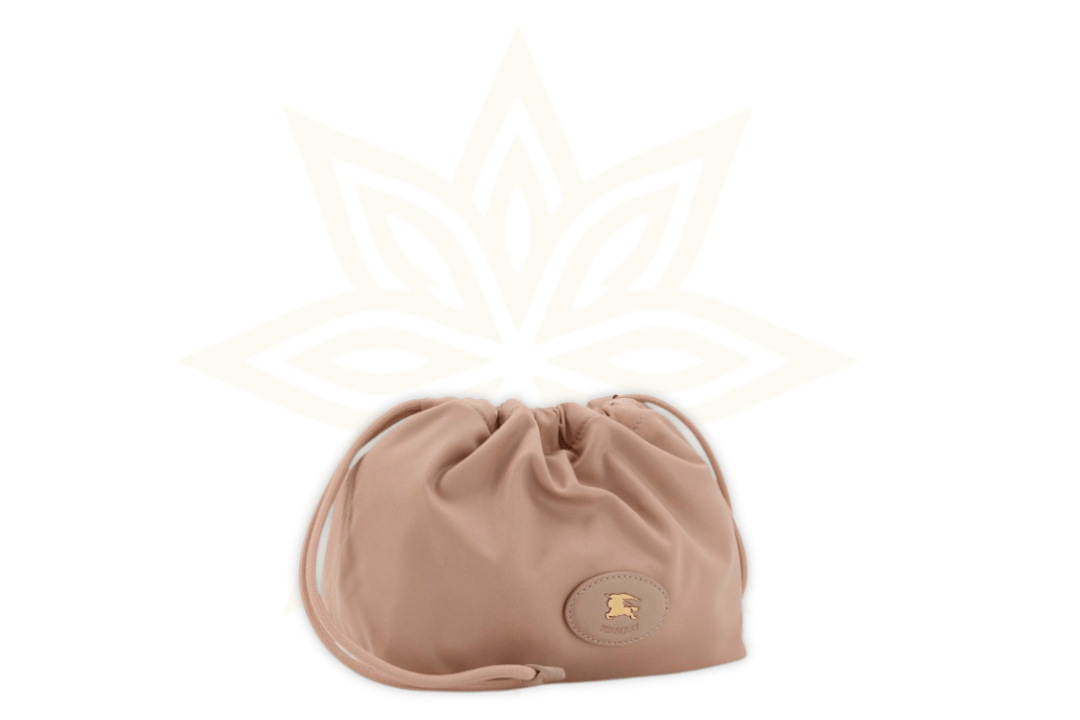 Burberry Drawstring Clutch in nylon rosa cipria – Nuova da boutique - Etoilux