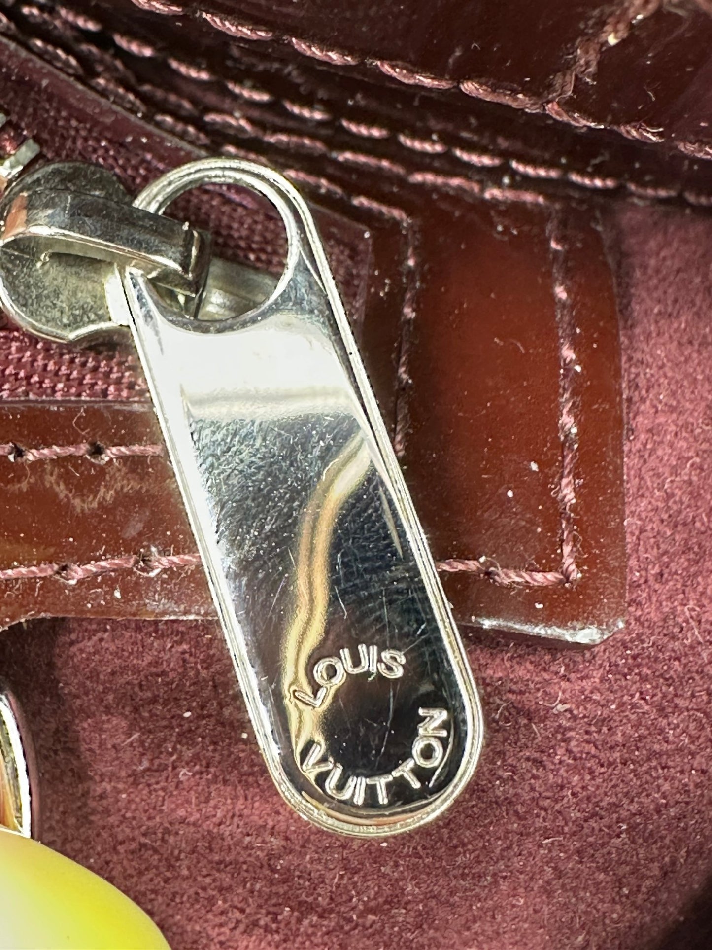 Louis Vuitton Mirabeau GM Pelle Epi Electric Amarante – 2011 - Etoilux