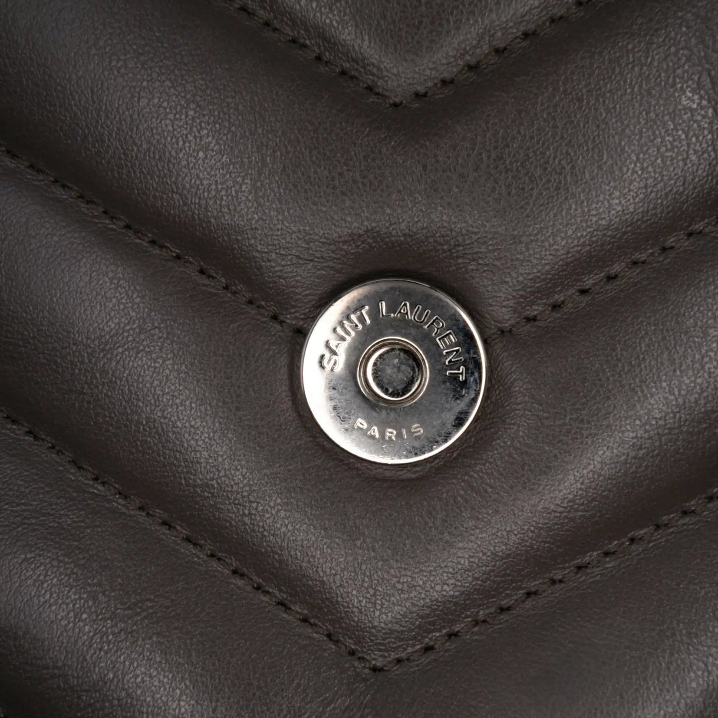 Saint Laurent Piccola borsa a tracolla LouLou in pelle di vitello con monogramma - Etoilux