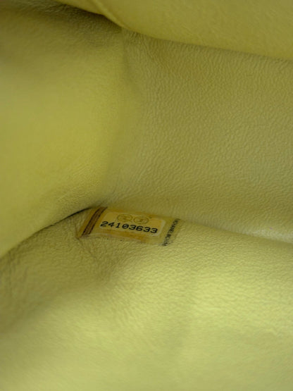Chanel Classic Flap Mini Rettangolare in Pelle di Agnello Giallo Limone, 2017 – 20 cm - Etoilux
