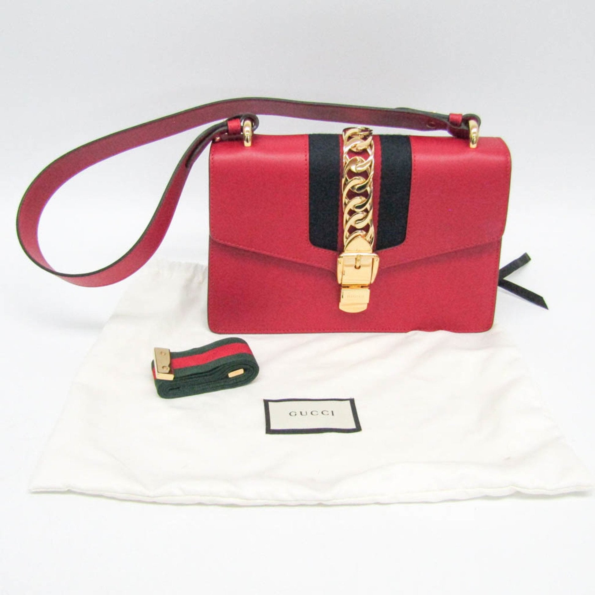 Gucci Sylvie – Leather Red – Medium - Etoilux