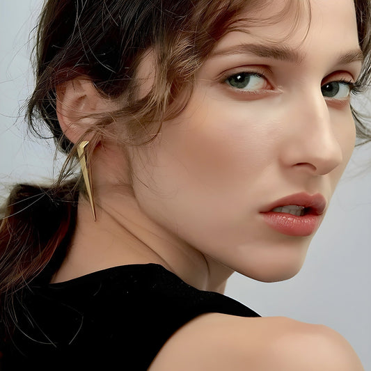 BEHI HANIKA EARRINGS - Etoilux