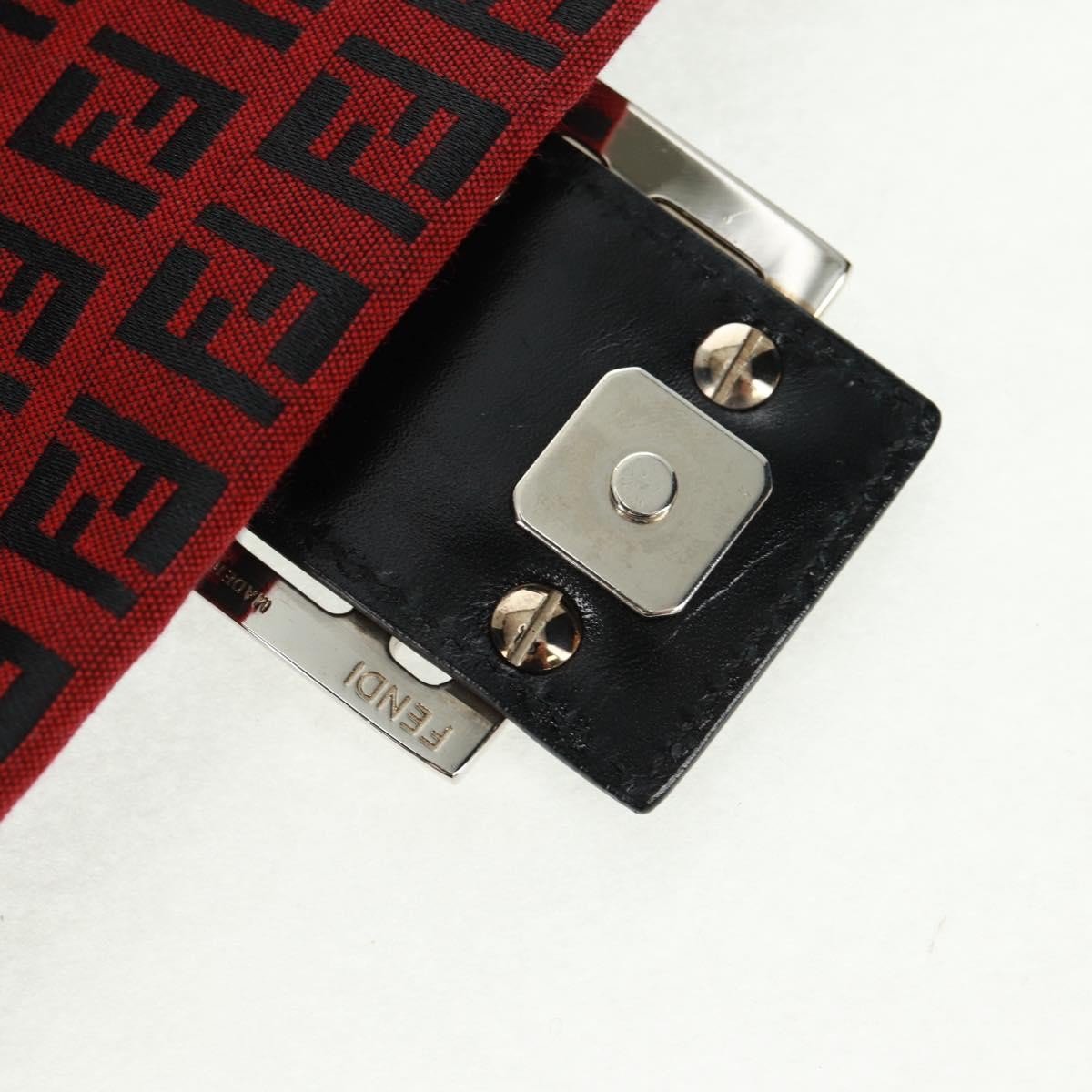 Fendi Mamma Baguette Zucchino Canvas Rosso/Nero – Misura Media - Etoilux