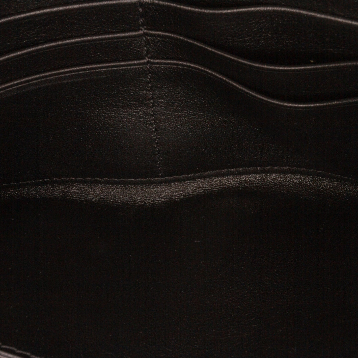 Valentino Garavani – Portafoglio Lungo in Pelle con Dettaglio “ALWAYS” Borchiato - Etoilux