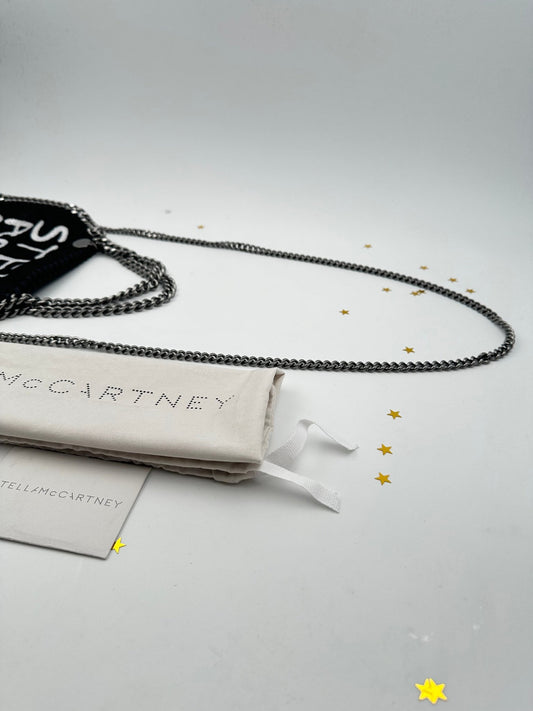 Stella McCartney Falabella Mini Graffiti Logo – Nero - Etoilux