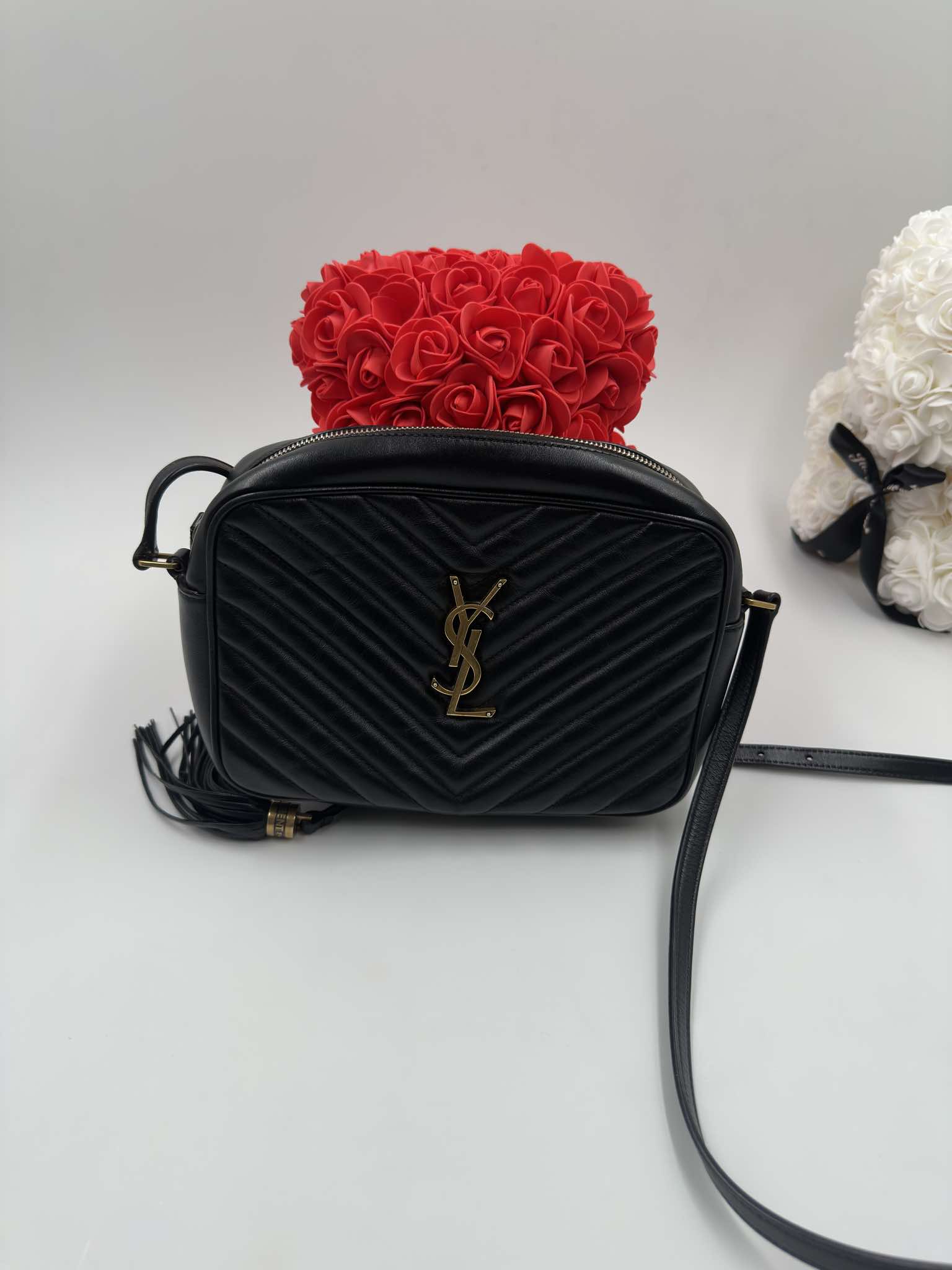 Saint Laurent Lou Camera Bag Pelle Nera Matelassé – Medium - Etoilux