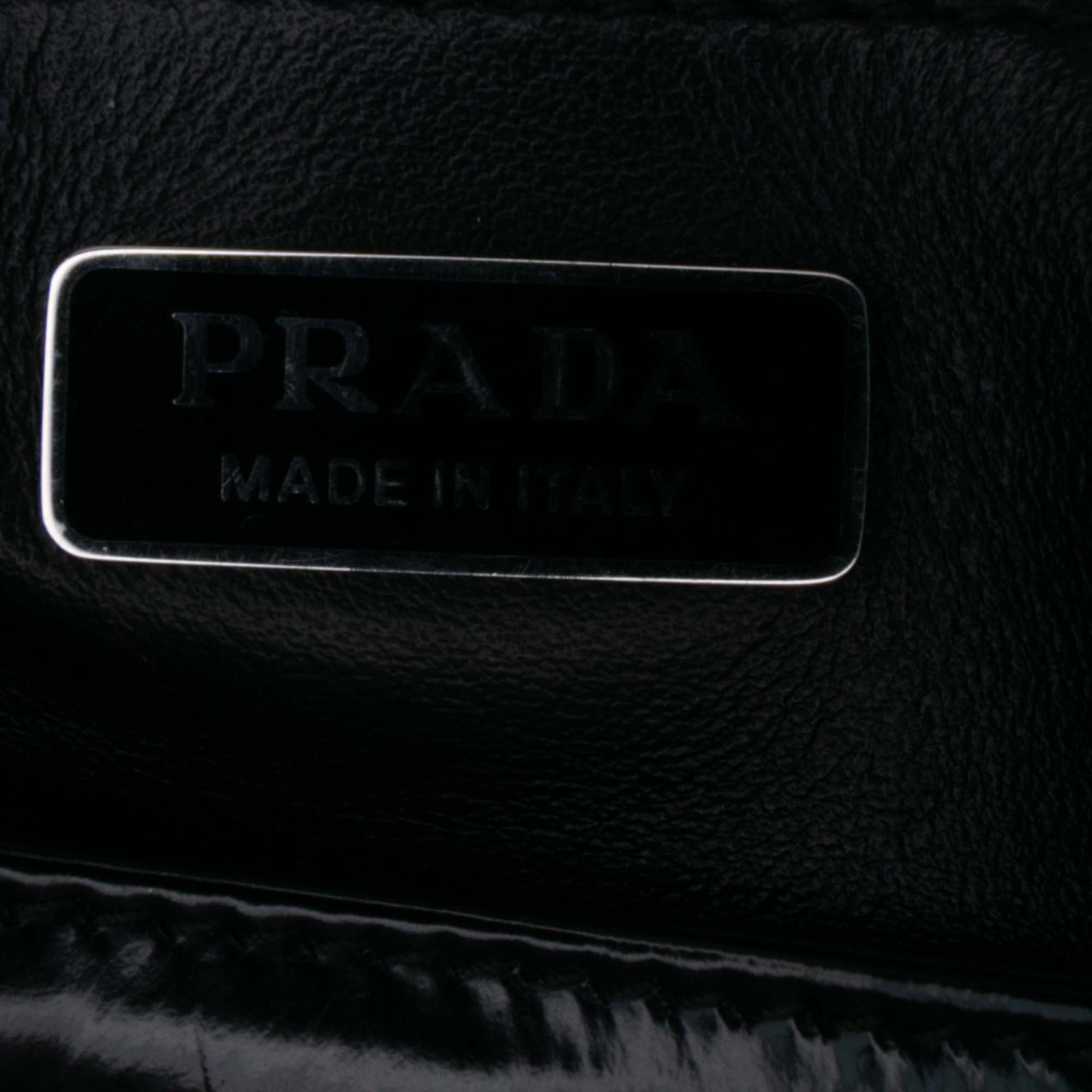 Prada Cleo in Pelle Spazzolata Nera – Linea Iconica - Etoilux