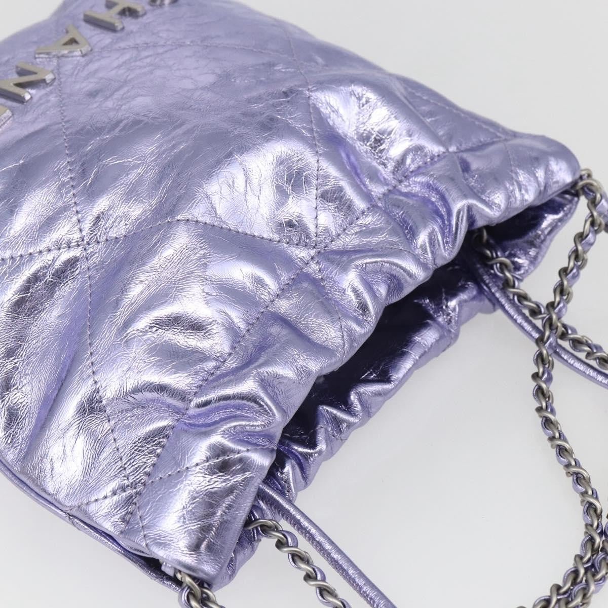 Chanel 22 Mini Hobo Pelle di Vitello Metallizzata Lilla – 17 cm - Etoilux