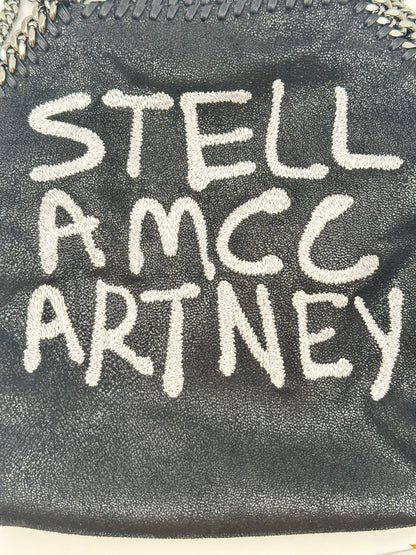 Stella McCartney Falabella Mini Graffiti Logo – Nero - Etoilux