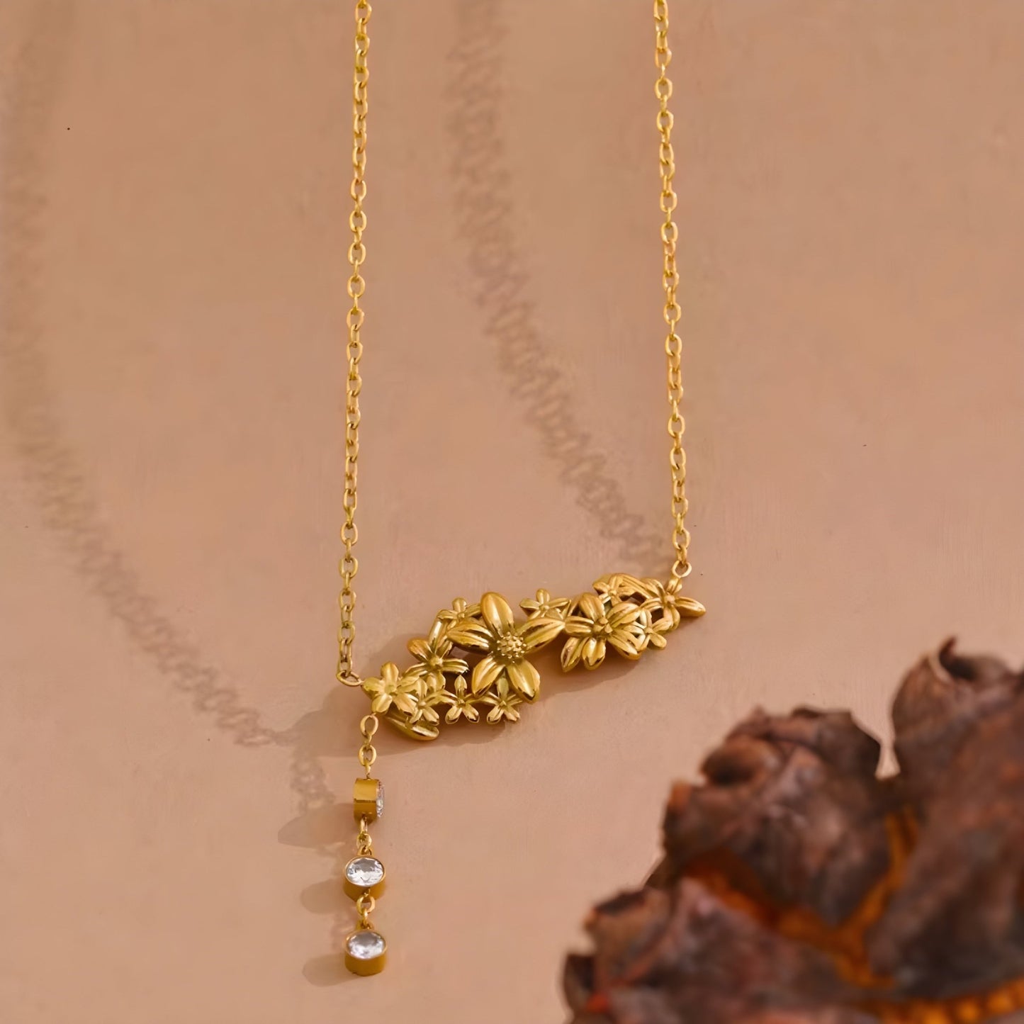 BEHI LAURIS EARRINGS - Etoilux