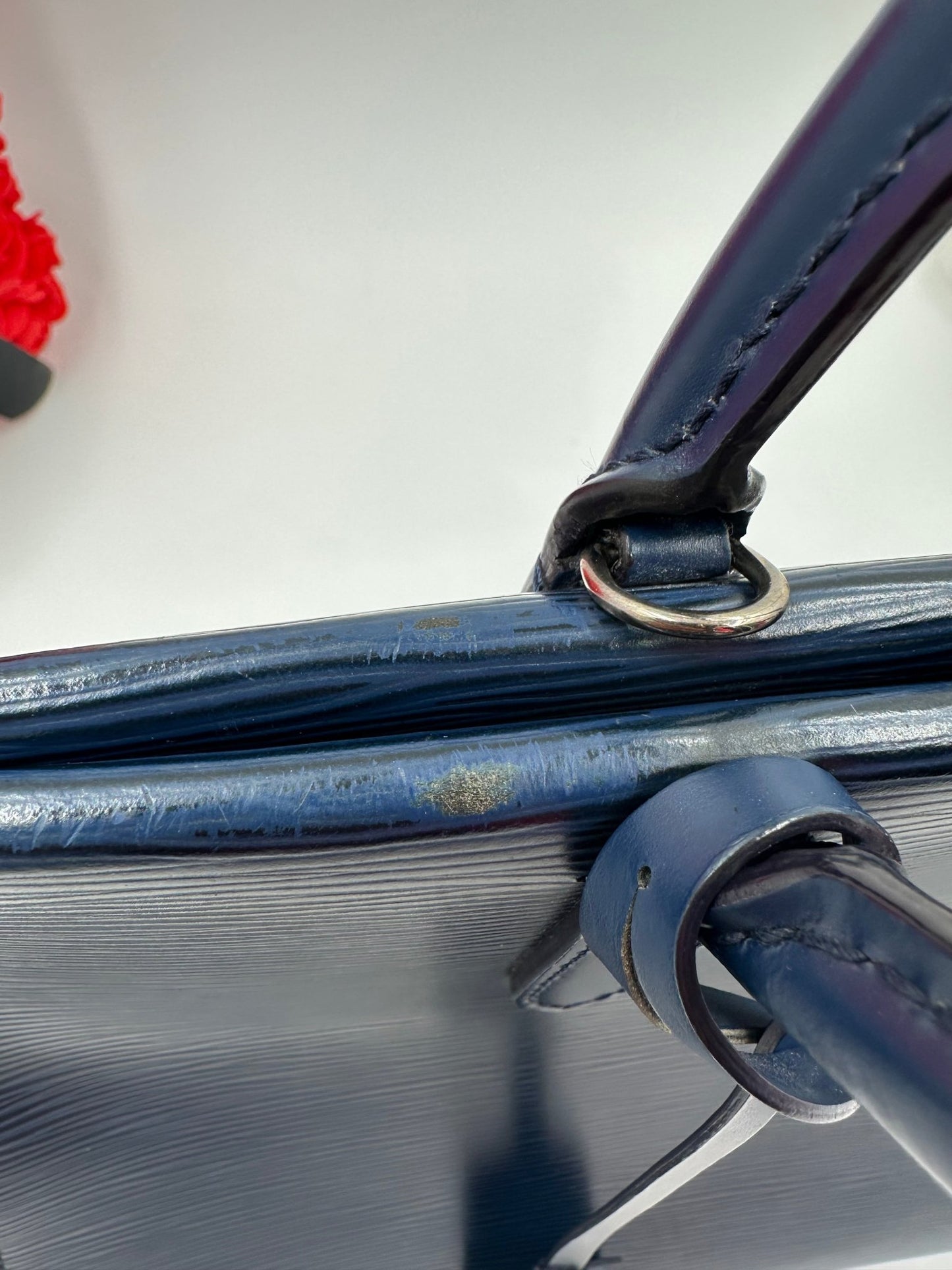 Louis Vuitton Marly MM Pelle Epi Marine – 32 cm - Etoilux