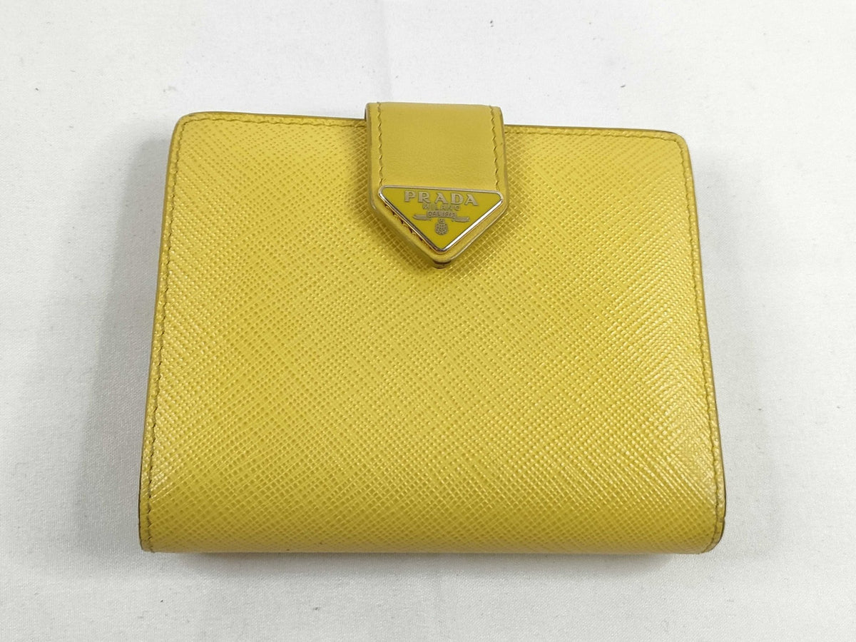 Prada Saffiano – angoli con lieve usura