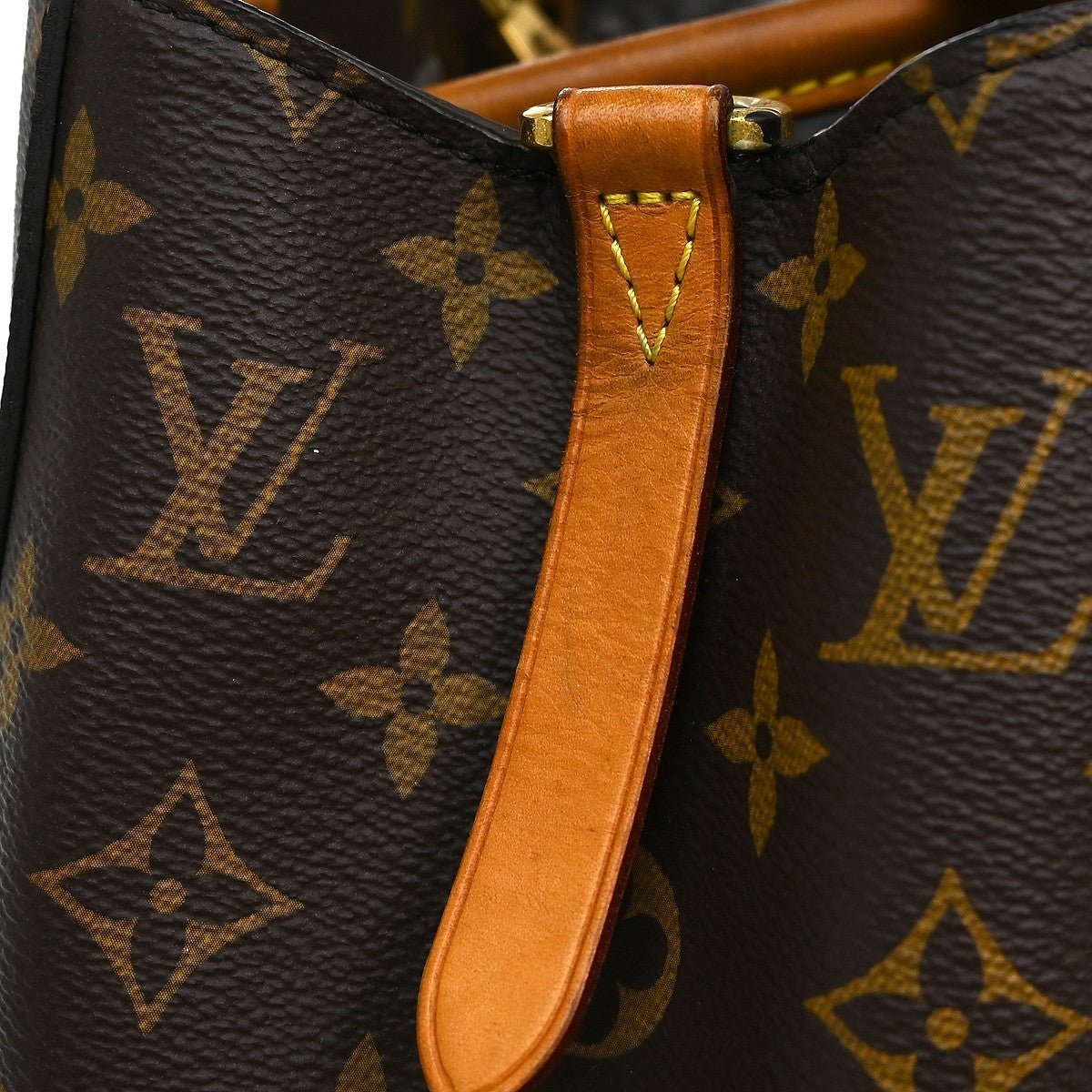Louis Vuitton Montaigne MM — Tela Monogram - Etoilux