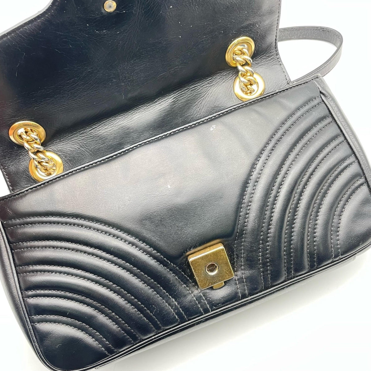 Gucci GG Marmont Matelassé - Etoilux