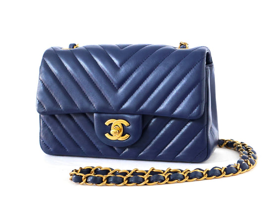Chanel Borsa a spalla in pelle trapuntata - Etoilux