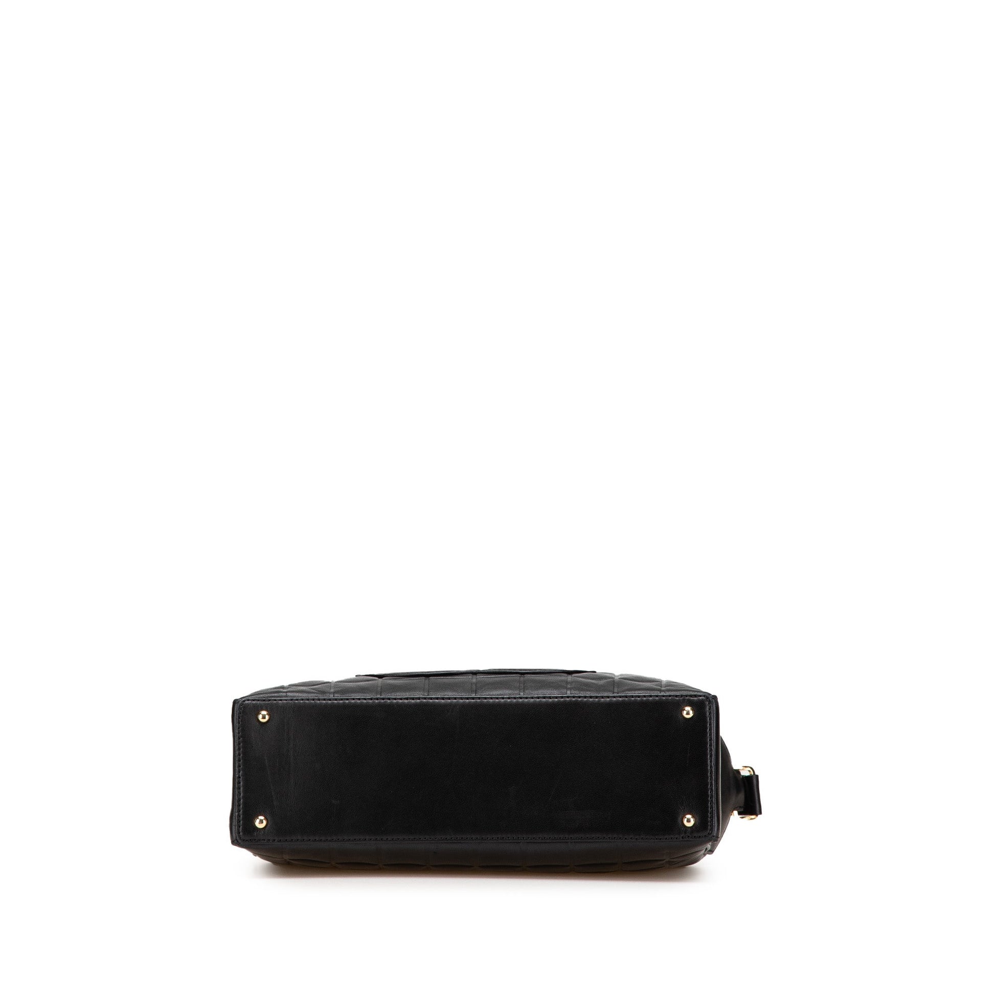 Chanel Chocolate Bar CC Shoulder Bag Pelle di Agnello Nera – 27,5 cm - Etoilux