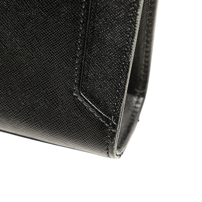 Burberry – Pochette in Pelle Nera con Cinturino - Etoilux